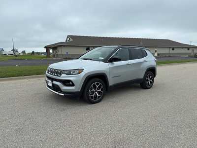 2025 Jeep Compass, $28990. Photo 3