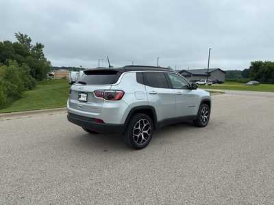 2025 Jeep Compass, $28990. Photo 7