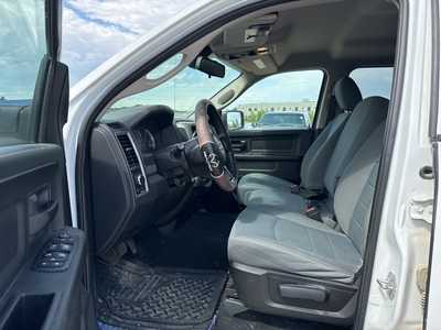 2016 RAM 1500 Ext Cab, $18990. Photo 6