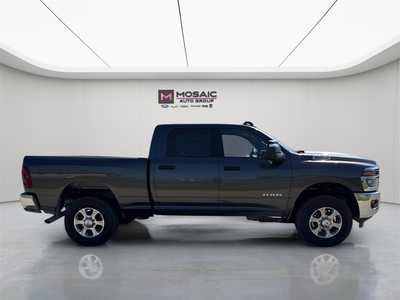 2025 RAM 2500 Crew Cab, $53195. Photo 8