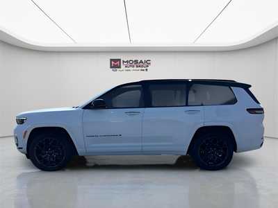 2024 Jeep Grand Cherokee L, $54990. Photo 6