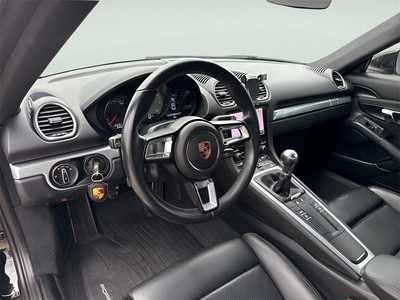 2017 Porsche Cayman, $59990. Photo 12