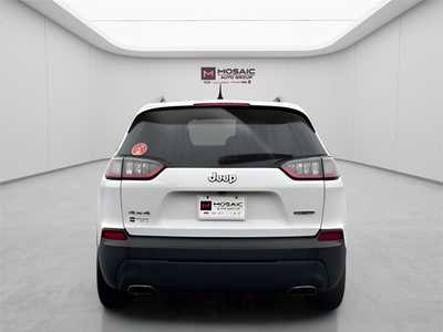 2021 Jeep Cherokee, $23990. Photo 4