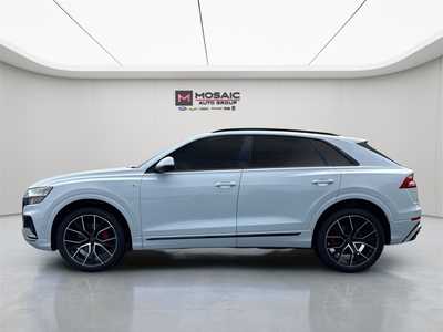 2021 Audi Q8, $40590. Photo 4