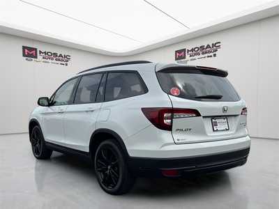 2022 Honda Pilot, $39990. Photo 5