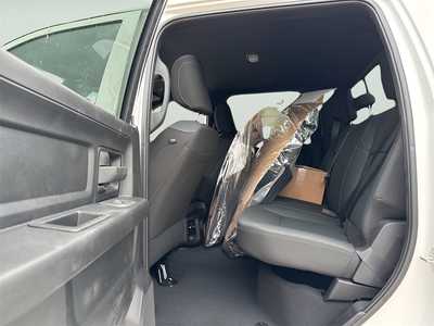 2026 RAM 2500 Crew Cab, $51325. Photo 11