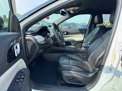 2023 Jeep Compass, $24990. Photo 6