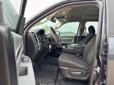 2020 RAM 1500 Ext Cab, $24990. Photo 6