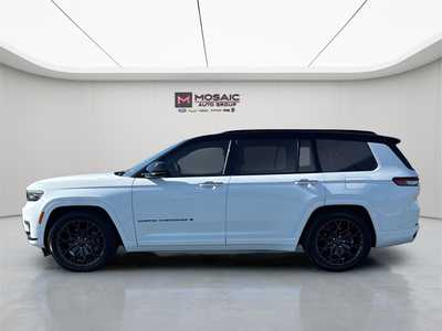 2024 Jeep Grand Cherokee L, $50990. Photo 4
