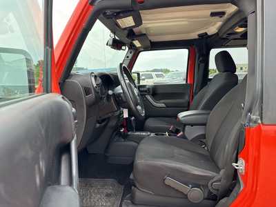 2015 Jeep Wrangler, $18990. Photo 6