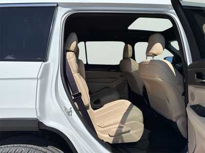 2025 Jeep Grand Cherokee L, $49140. Photo 12