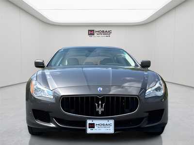 2015 Maserati Quattroporte, $21990. Photo 2