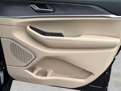 2025 Jeep Grand Cherokee L, $47835. Photo 9