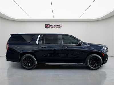2023 Chevrolet Suburban, $71990. Photo 8