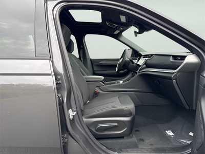 2025 Jeep Grand Cherokee L, $40474. Photo 10