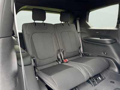 2025 Jeep Grand Cherokee L, $40474. Photo 12