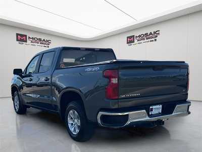 2020 Chevrolet 1500 Crew Cab, $22990. Photo 5