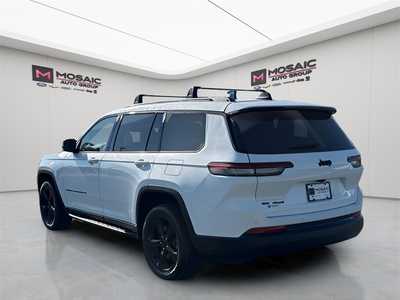 2022 Jeep Grand Cherokee L, $29990. Photo 5