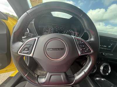 2018 Chevrolet Camaro, $19990. Photo 6