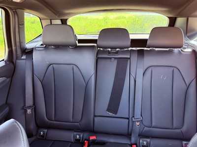 2022 BMW X3, $32990. Photo 9