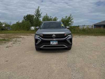 2024 Volkswagen Taos, $26990. Photo 2