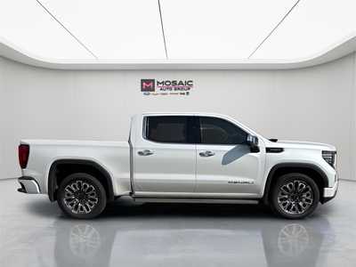 2024 GMC 1500 Crew Cab, $63990. Photo 8