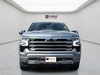 2024 Chevrolet 1500 Crew Cab, $57990. Photo 2