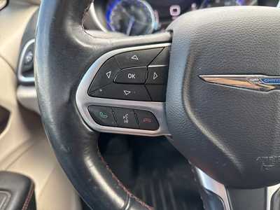 2017 Chrysler Pacifica, $16990. Photo 10