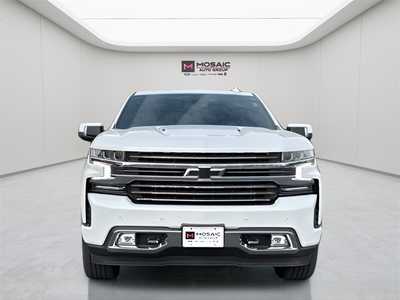 2022 Chevrolet 1500 Crew Cab, $41990. Photo 2