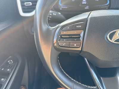 2024 Hyundai Venue, $19990. Photo 10