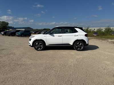 2024 Hyundai Venue, $19990. Photo 4