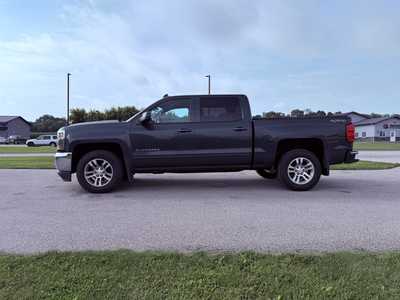 2017 Chevrolet 1500 Crew Cab, $16990. Photo 4