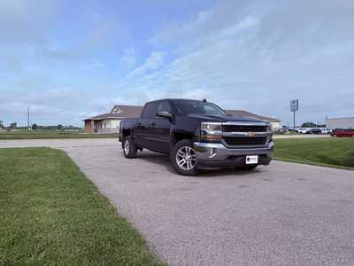 2017 Chevrolet 1500 Crew Cab, $16990. Photo 1