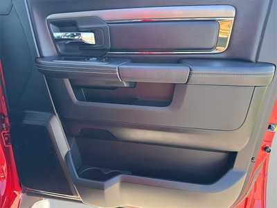 2018 RAM 1500 Crew Cab, $25990. Photo 9