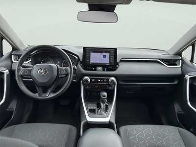 2022 Toyota RAV4, $26990. Photo 12