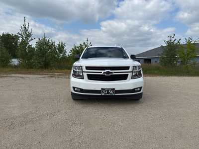 2018 Chevrolet Suburban, $21990. Photo 2