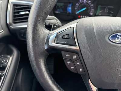 2019 Ford Edge, $18990. Photo 10