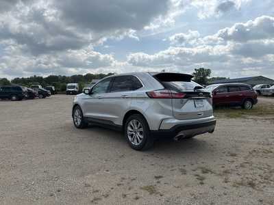 2019 Ford Edge, $18990. Photo 5
