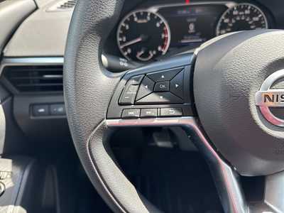 2020 Nissan Altima, $16990. Photo 10