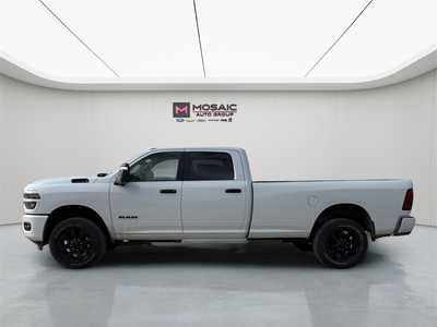 2026 RAM 2500 Crew Cab, $57679. Photo 4