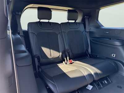 2025 Jeep Grand Cherokee L, $40480. Photo 12