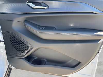 2025 Jeep Grand Cherokee L, $40480. Photo 9