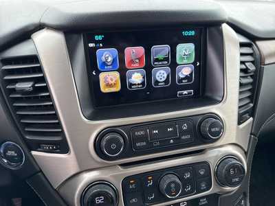 2020 GMC Yukon XL, $31990. Photo 7