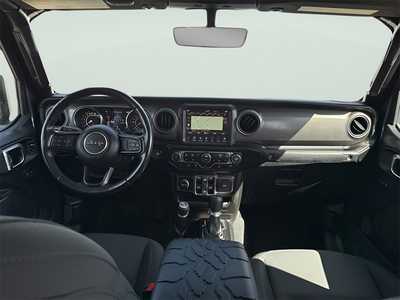 2022 Jeep Gladiator, $27990. Photo 12