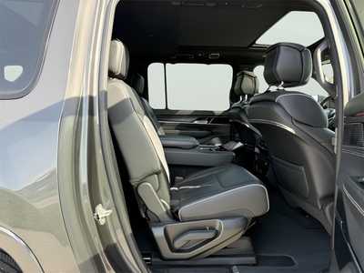 2024 Jeep Grand Wagoneer, $55990. Photo 11