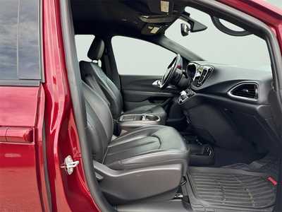 2020 Chrysler Pacifica, $27990. Photo 10