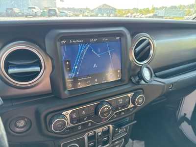 2020 Jeep Gladiator, $30990. Photo 7
