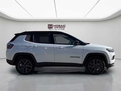 2026 Jeep Compass, $32309. Photo 8