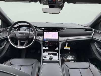 2025 Jeep Grand Cherokee, $45639. Photo 12