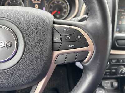 2015 Jeep Cherokee, $7990. Photo 11